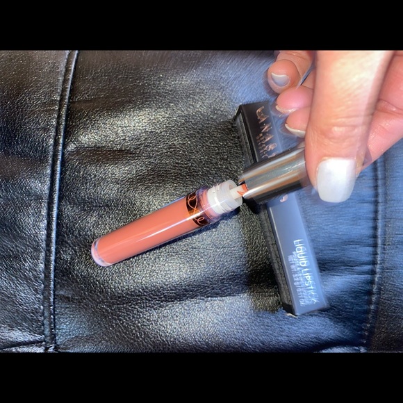 Anastasia Beverly Hills Liquid Lipstick NWT - Picture 3 of 4